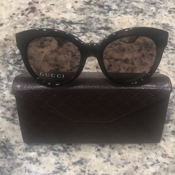 Gucci Dark Havana brown sunglasses - Picture 4 of 8